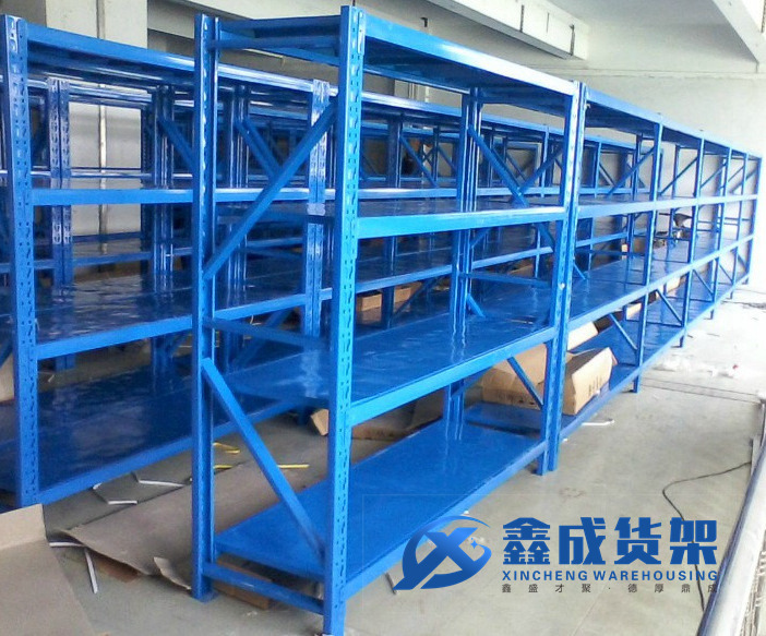轻型仓库货架
